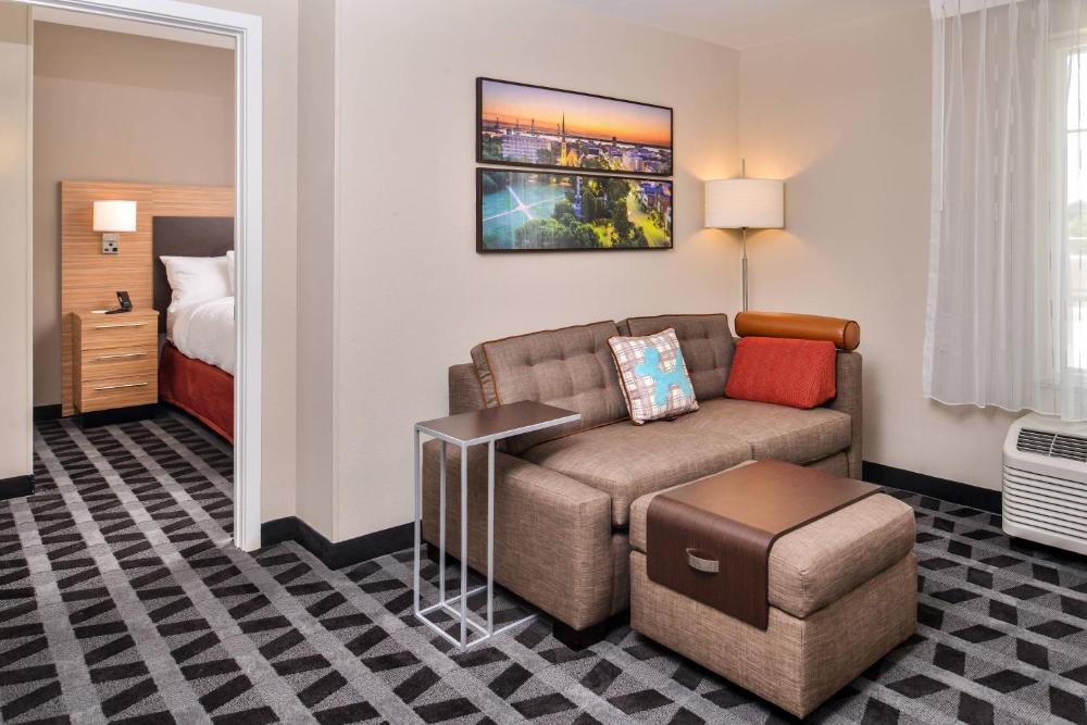 One-Bedroom King Suite interior